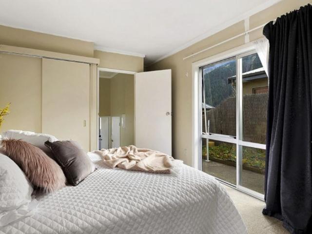Вилла Ultimate Convenience, Walk-To-Town Townhouse Квинстаун Экстерьер фото